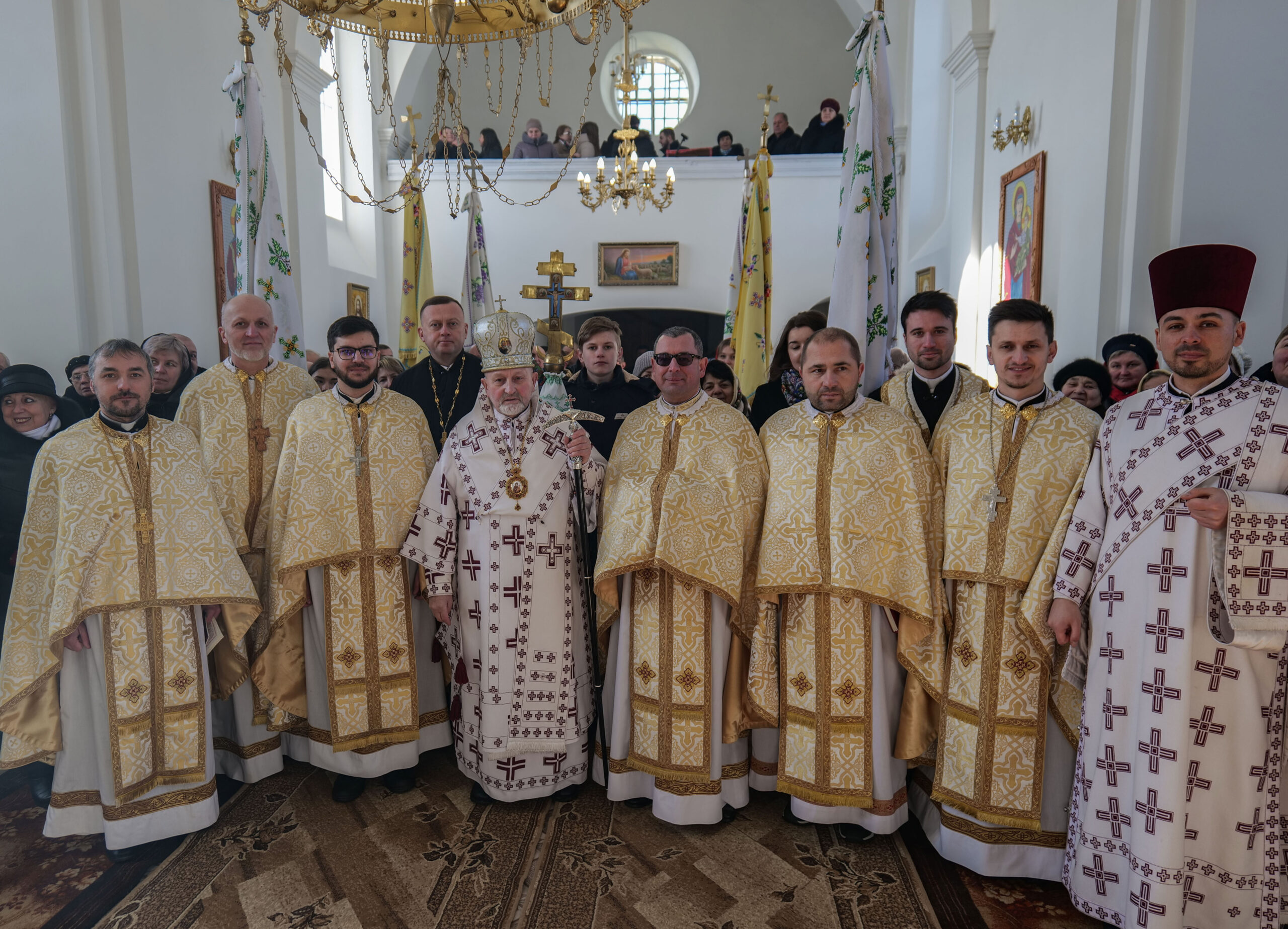 Вперше з часів освячення храму Святої Трійці у селі Гологори, що на Золочівщині, з душпастирським візитом парафію відвідав Митрополит Вперше з часів освячення храму Святої Трійці у селі Гологори, що на Золочівщині, з душпастирським візитом парафію відвідав Митрополит