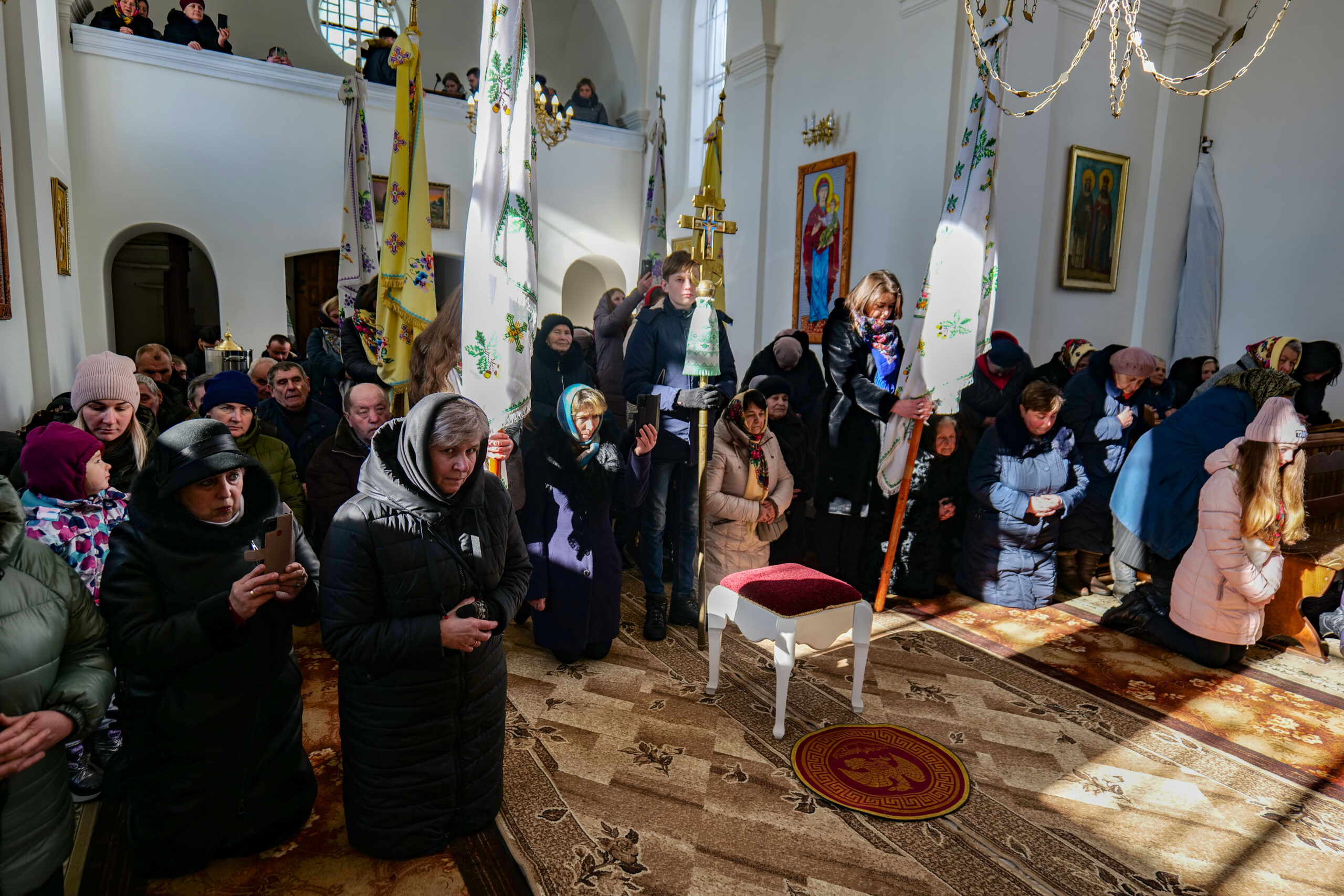 Вперше з часів освячення храму Святої Трійці у селі Гологори, що на Золочівщині, з душпастирським візитом парафію відвідав Митрополит Вперше з часів освячення храму Святої Трійці у селі Гологори, що на Золочівщині, з душпастирським візитом парафію відвідав Митрополит