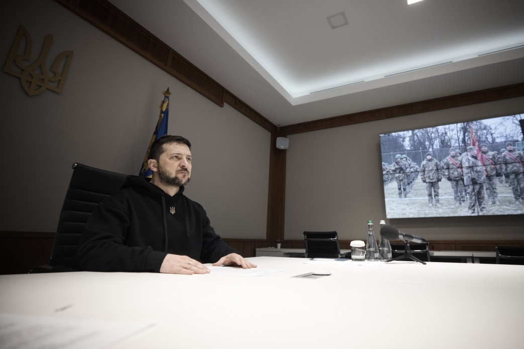 Ви маєте змогу зробити частиною своєї долі історичну перемогу України – звернення Президента до випускників вищих військових навчальних закладів ЗСУ Ви маєте змогу зробити частиною своєї долі історичну перемогу України – звернення Президента до випускників вищих військових навчальних закладів ЗСУ