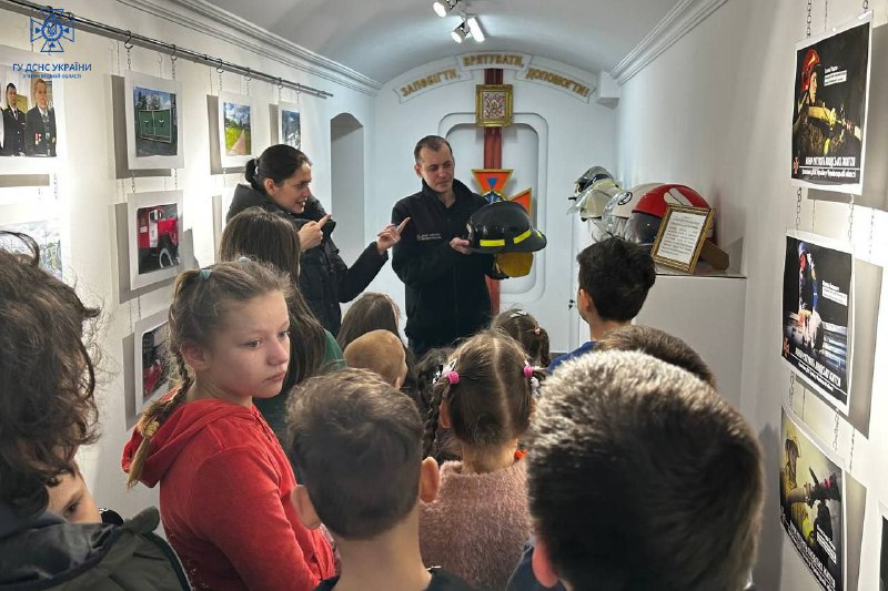 #Чернівецька_область: до музею пожежно-рятувальної справи завітали вихованці одного із навчальних закладів #Чернівецька_область: до музею пожежно-рятувальної справи завітали вихованці одного із навчальних закладів