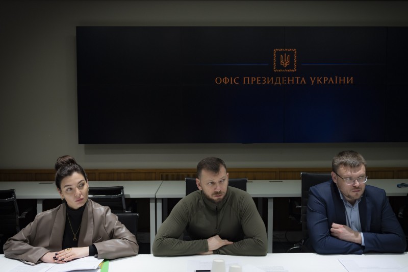 Андрій Єрмак провів зустріч із членами робочої групи щодо участі України в ОЕСР Андрій Єрмак провів зустріч із членами робочої групи щодо участі України в ОЕСР