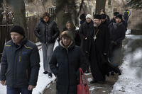 Блаженніший Святослав у&nbsp;Бучі з&nbsp;родичами загиблих на&nbsp;вул. Яблунській, 144 помолився за&nbsp;жертв російської агресії