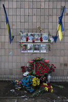 Блаженніший Святослав у&nbsp;Бучі з&nbsp;родичами загиблих на&nbsp;вул. Яблунській, 144 помолився за&nbsp;жертв російської агресії