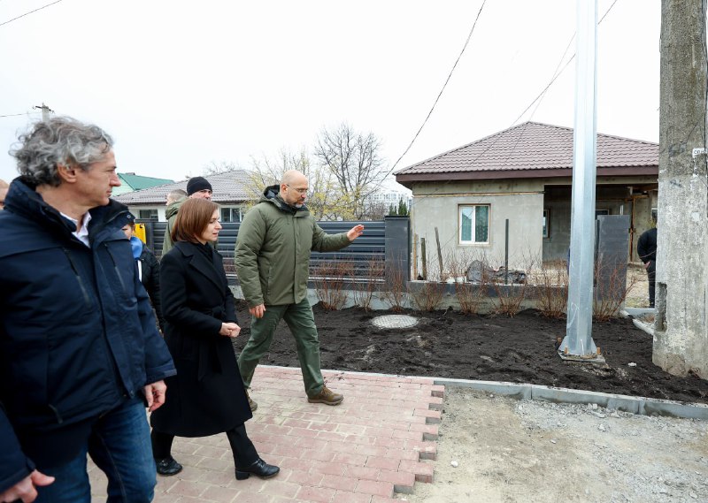 Рік тому наші воїни звільнили Бучу. Кадри зі звільненого міста шокували весь світ.
Біль Рік тому наші воїни звільнили Бучу. Кадри зі звільненого міста шокували весь світ.
Біль