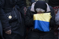 Героя України Дмитра Коцюбайла «Да Вінчі» похоронили на Аскольдовій могилі в Києві Героя України Дмитра Коцюбайла «Да Вінчі» похоронили на Аскольдовій могилі в Києві