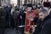 Героя України Дмитра Коцюбайла «Да Вінчі» похоронили на Аскольдовій могилі в Києві Героя України Дмитра Коцюбайла «Да Вінчі» похоронили на Аскольдовій могилі в Києві