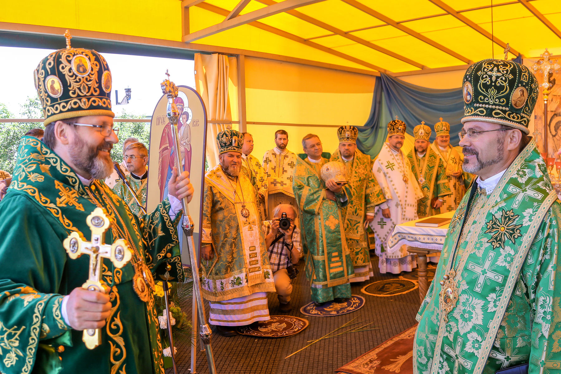 Глава УГКЦ привітав владику Ярослава Приріза з&nbsp;60-річчям