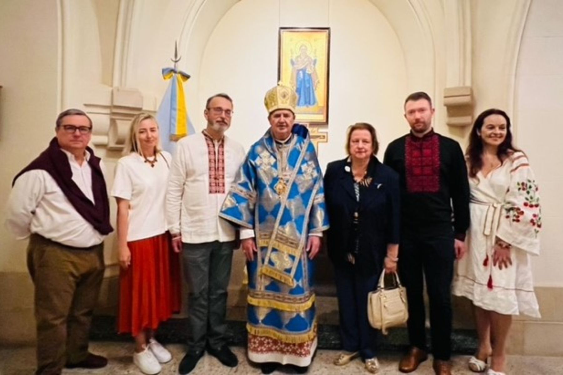 Громада УГКЦ в&nbsp;Аргентині на&nbsp;прощі до&nbsp;Люхана молилася за&nbsp;мир в&nbsp;Україні