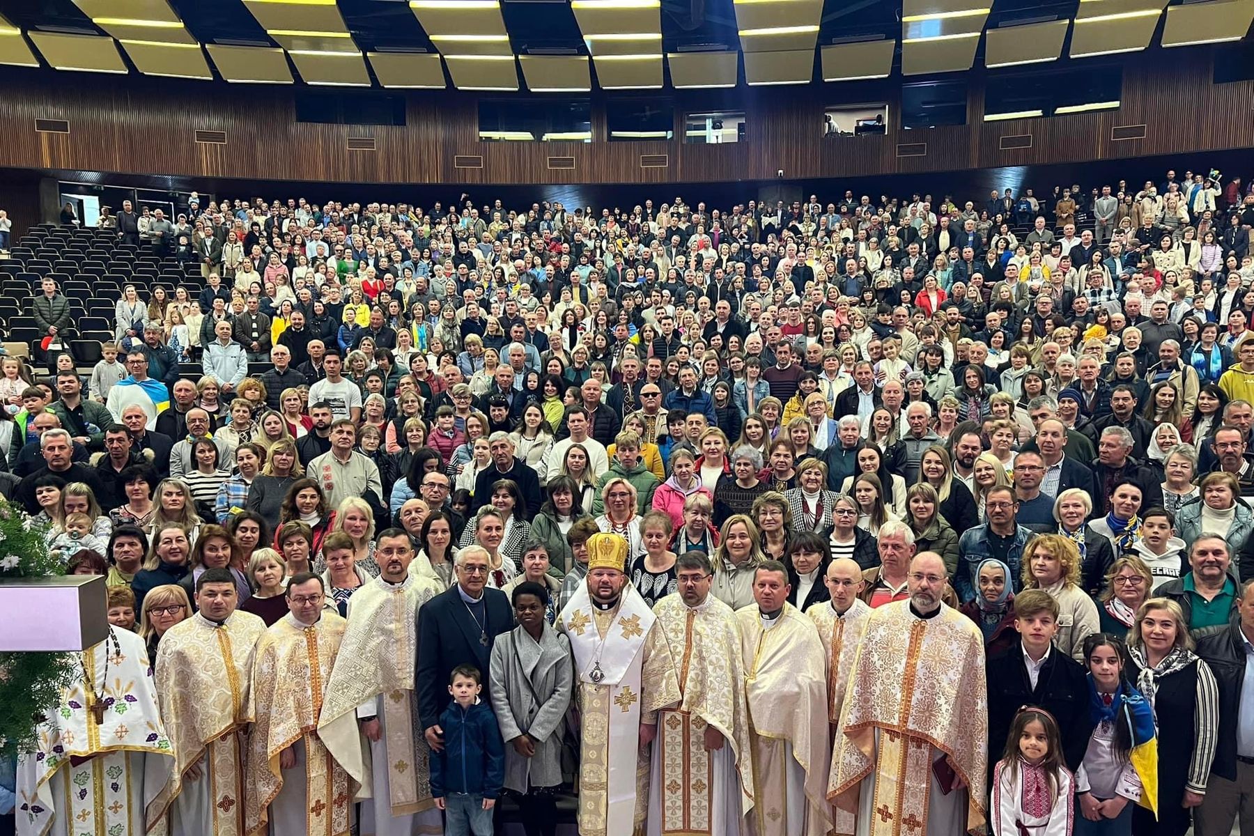 Єпископ Степан Сус освятив набанний хрест греко-католицького храму у&nbsp;Фатімі