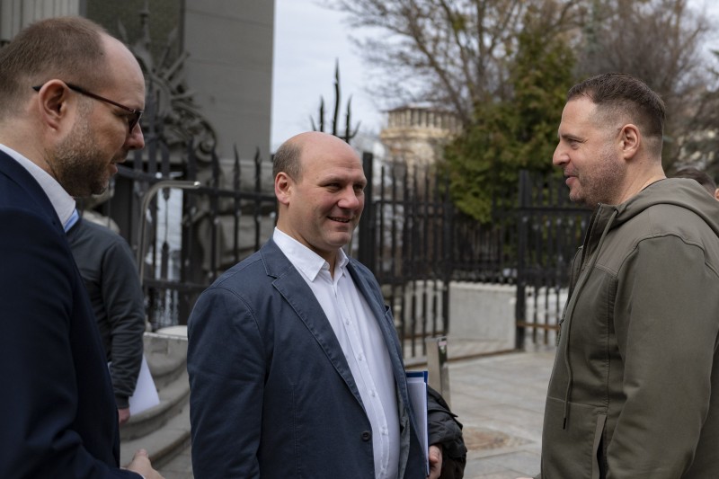 Керівник Офісу Президента України провів зустріч із делегацією Польщі Керівник Офісу Президента України провів зустріч із делегацією Польщі