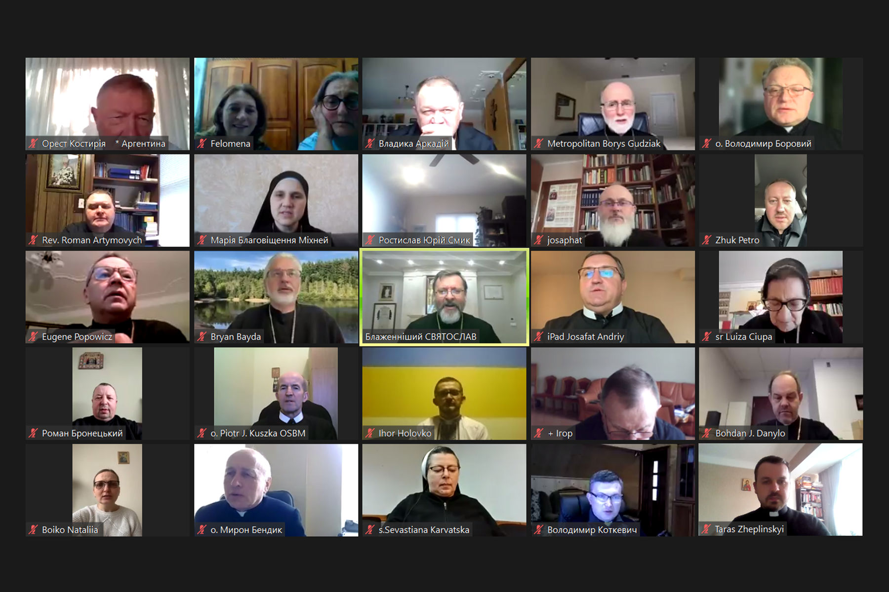 &laquo;Ми&nbsp;плачемо вашими сльозами, і&nbsp;ваша пролита кров є&nbsp;нашою кров&rsquo;ю&raquo;: представники УГКЦ з&nbsp;усього світу під час ІІІ сесії Всецерковного форуму розповіли про солідарність з&nbsp;Україною