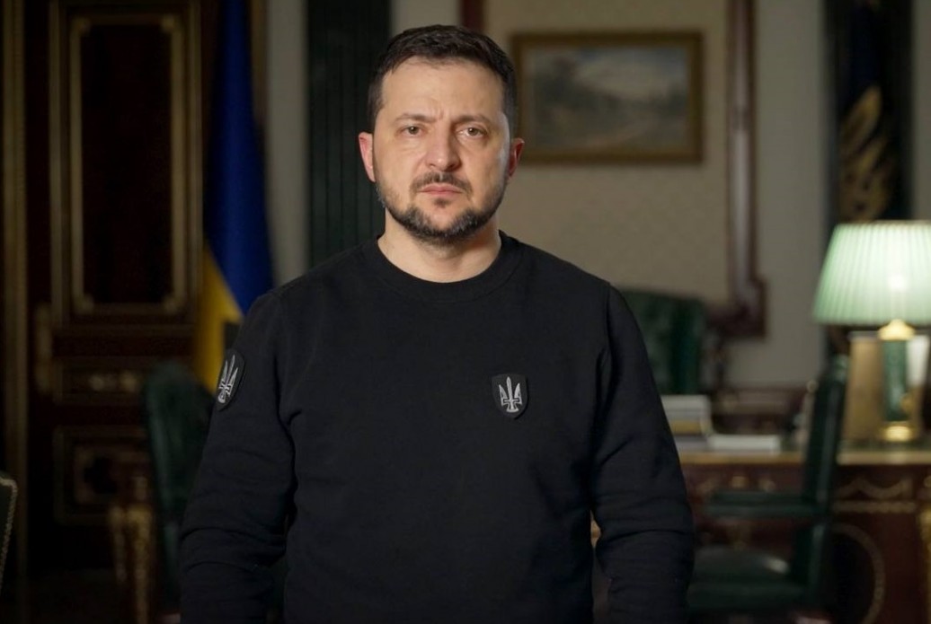 Окупант убиває за сам факт, що ми українці, за одне слово про Україну – звернення Президента Володимира Зеленського Окупант убиває за сам факт, що ми українці, за одне слово про Україну – звернення Президента Володимира Зеленського