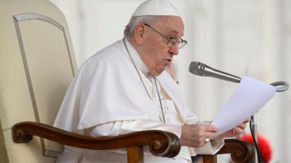 Папа: український народ завжди присутній у нашому серці і нашій молитві Папа: український народ завжди присутній у нашому серці і нашій молитві