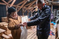 Патріарша фундація &laquo;Мудра справа&raquo; завітала з&nbsp;благодійною допомогою у&nbsp;Дарницький район Києва