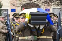 Похоронні богослужіння за&nbsp;полеглим Героєм України Дмитром Коцюбайлом (&laquo;Да&nbsp;Вінчі&raquo;) на&nbsp;Івано-Франківщині очолив владика Микола Семенишин