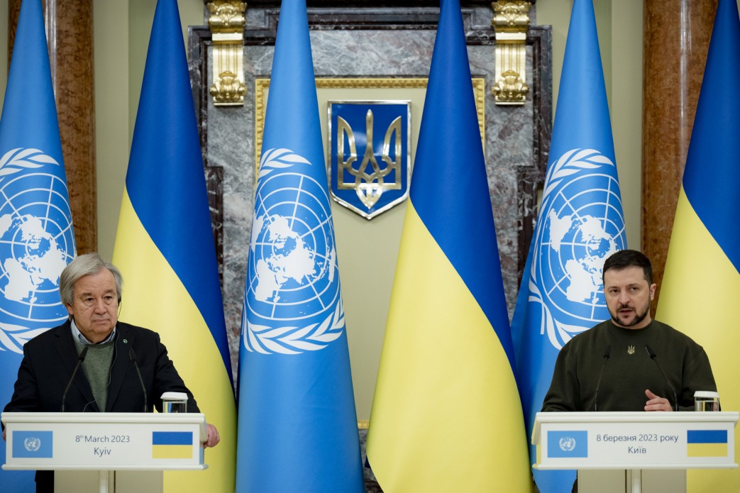 Саме зараз і саме в Україні вирішується, яким буде майбутнє ООН – Володимир Зеленський за результатами зустрічі з Антоніу Гутеррішем у Києві Саме зараз і саме в Україні вирішується, яким буде майбутнє ООН – Володимир Зеленський за результатами зустрічі з Антоніу Гутеррішем у Києві