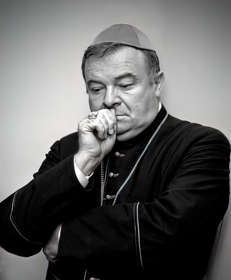 "Україна стала для мене другою матір'ю", - єпископ Мар'ян Бучек "Україна стала для мене другою матір'ю", - єпископ Мар'ян Бучек