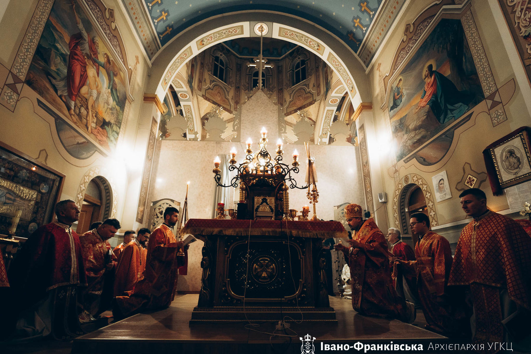 &laquo;У&nbsp;стражданнях за&nbsp;правду ми&nbsp;подібні до&nbsp;Ісуса&raquo;&nbsp;&mdash; владика Андрій Хім&rsquo;як на&nbsp;нічних чуваннях у&nbsp;Старуні