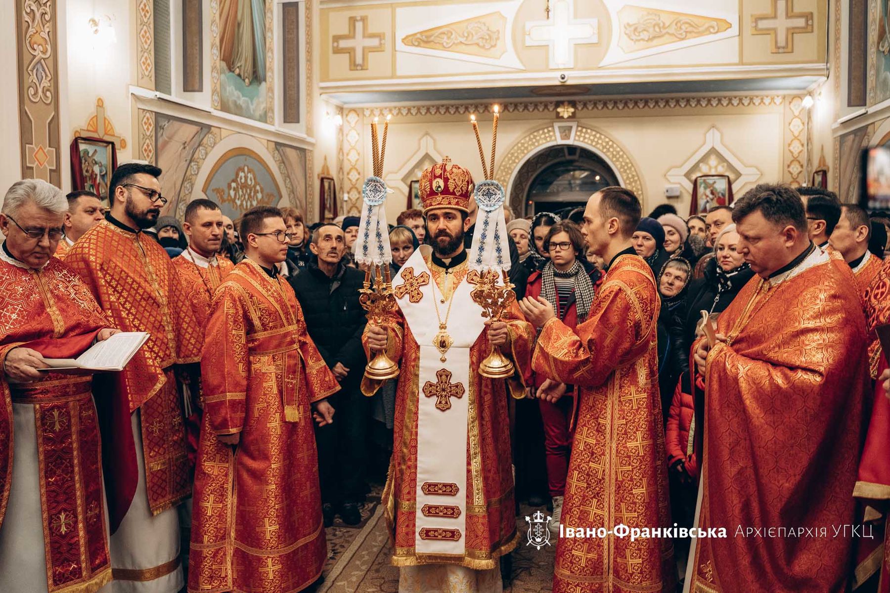 Владика Микола Семенишин очолив щомісячні нічні чування у&nbsp;Старуні