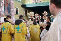 Владика Микола Семенишин здійснив візит у рідне село Глибоке Владика Микола Семенишин здійснив візит у рідне село Глибоке