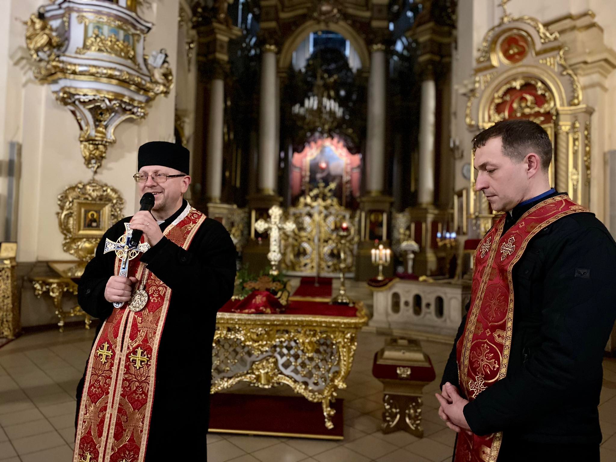 Владика Володимир до освітян: «Прошу вас подумати і сказати, як Церква може вам послужити» Владика Володимир до освітян: «Прошу вас подумати і сказати, як Церква може вам послужити»