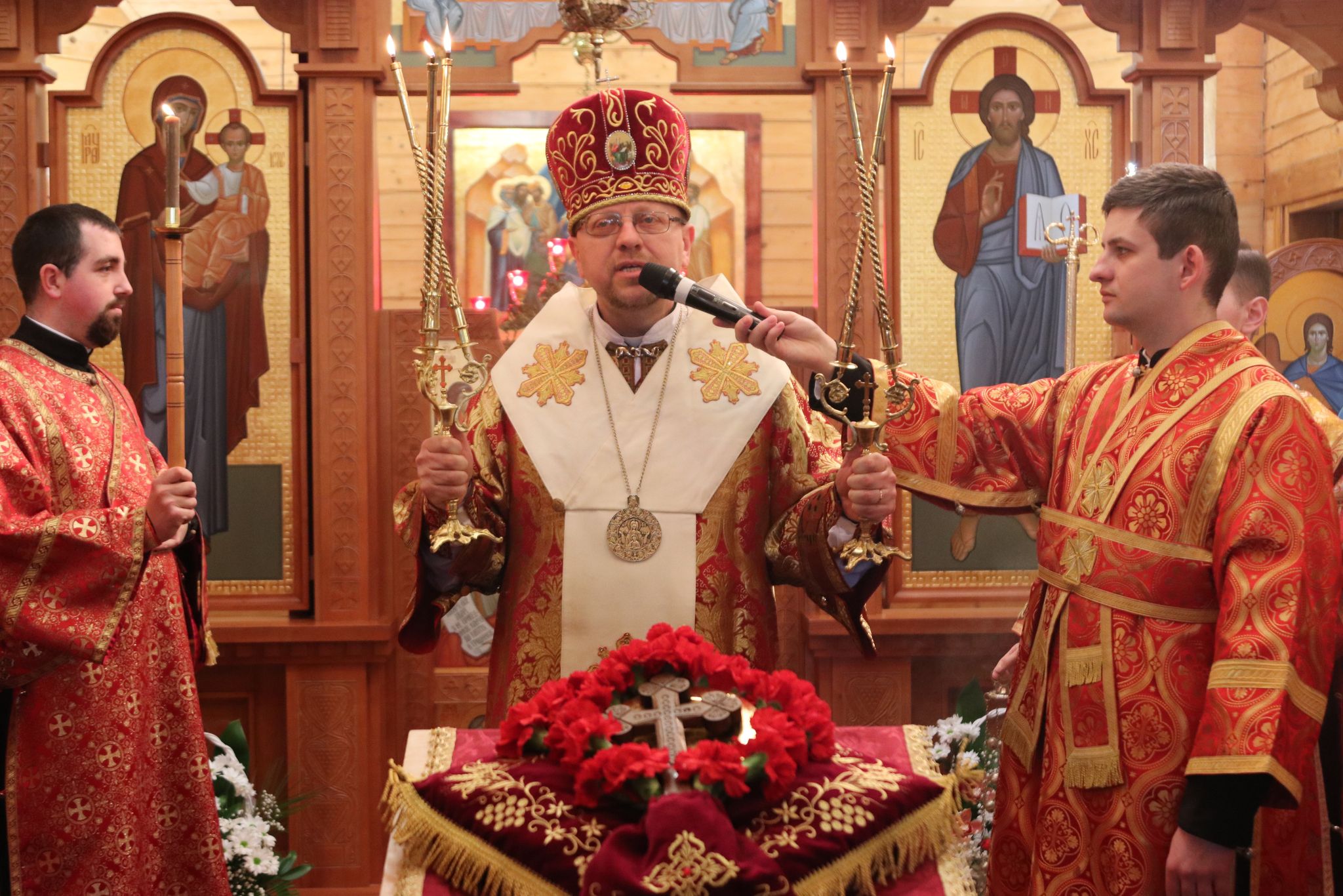 «Хто оминає хрест, той не може осягнути Воскресіння, бо це єдина пасхальна таємниця», — Владика Володимир у третю неділю Великого посту «Хто оминає хрест, той не може осягнути Воскресіння, бо це єдина пасхальна таємниця», — Владика Володимир у третю неділю Великого посту