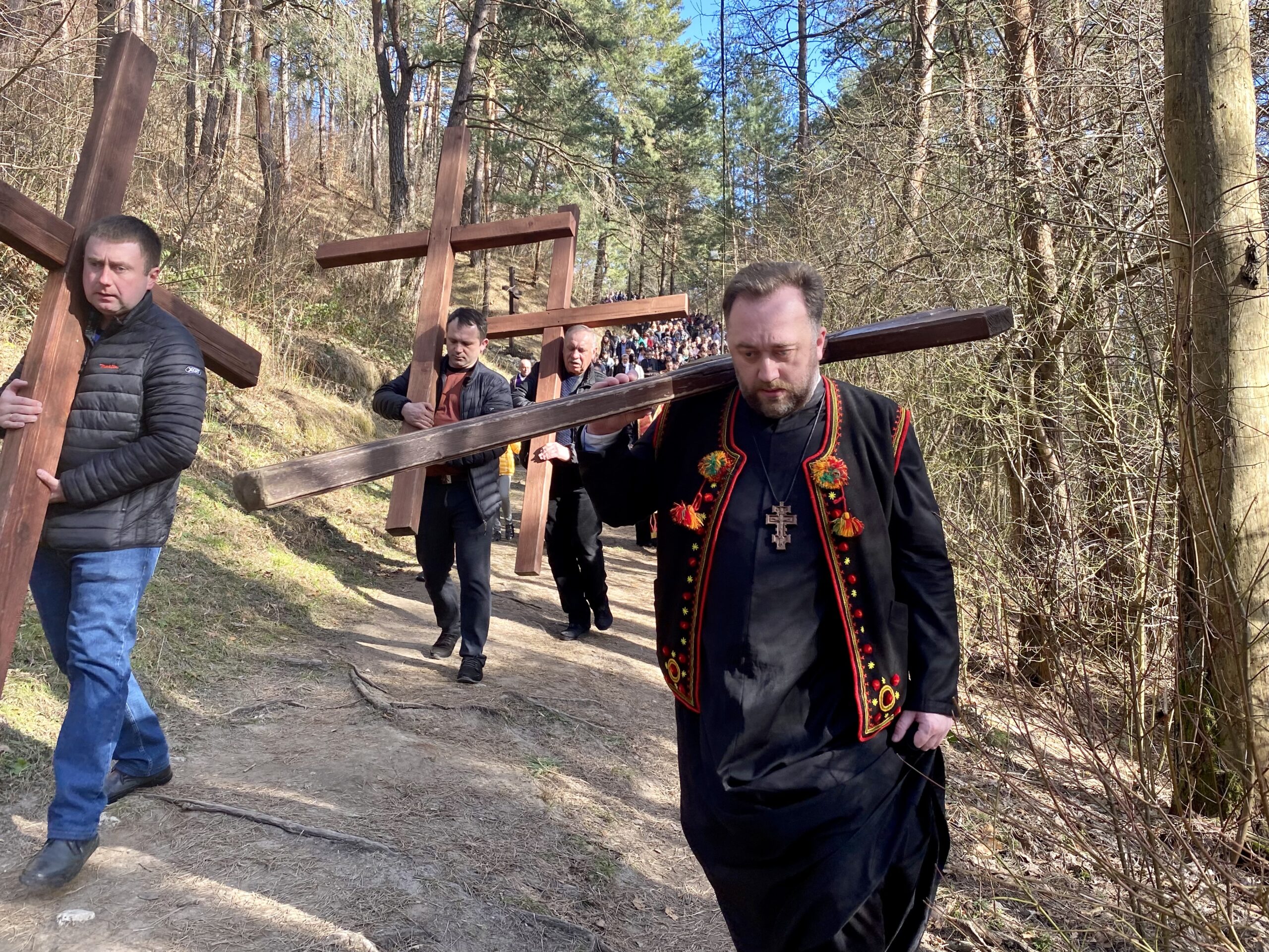 «За Україну у час війни»: У Хрестопоклінну неділю у Страдчі відбулася Хресна дорога «За Україну у час війни»: У Хрестопоклінну неділю у Страдчі відбулася Хресна дорога