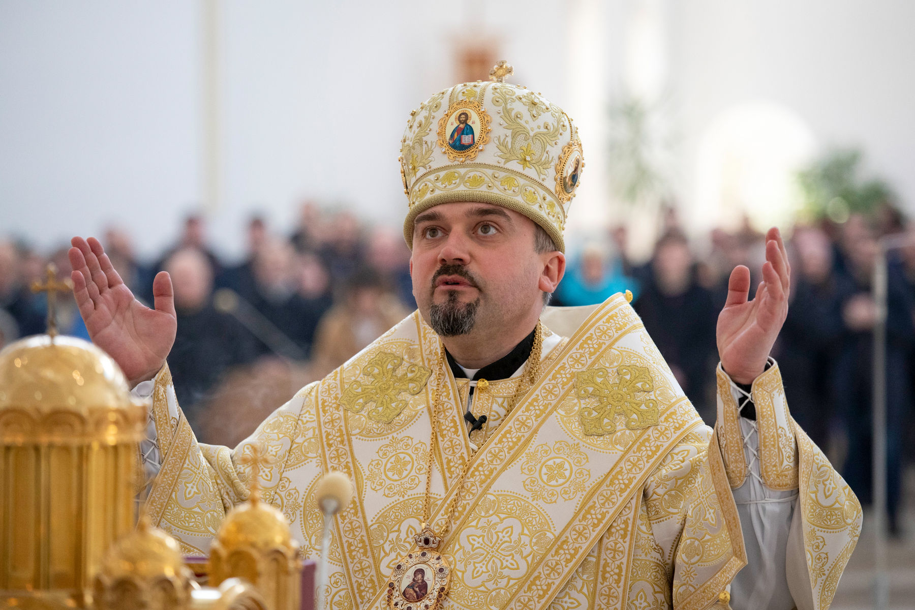 &laquo;Заклик Христа &bdquo;Йди за&nbsp;мною!&ldquo; звернений до&nbsp;кожного з&nbsp;нас, християн XXI століття&raquo;,&nbsp;&mdash; владика Андрій Хім&rsquo;як на&nbsp;першій Архиєрейській Літургії у&nbsp;Патріаршому соборі