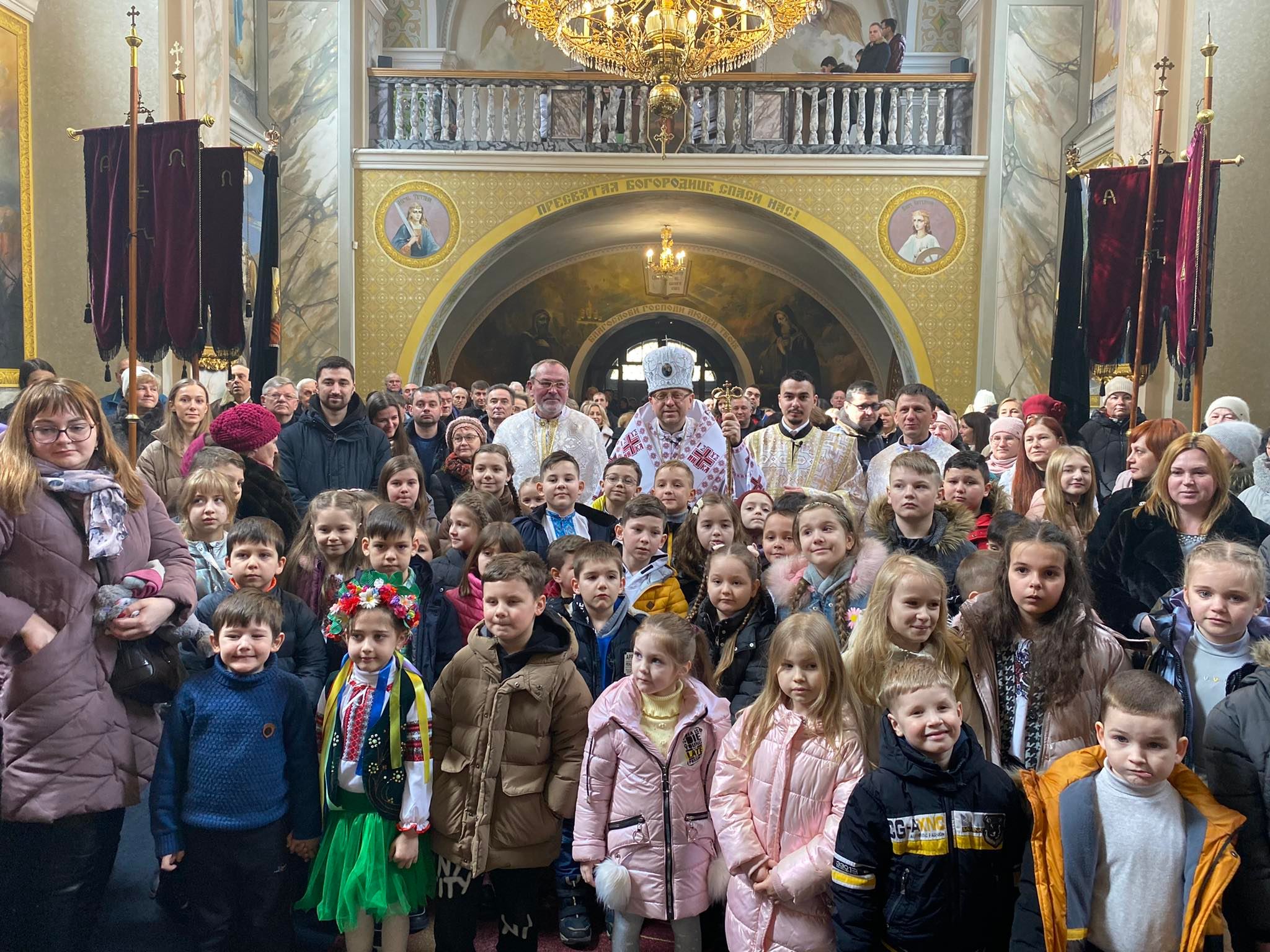 «Зверненням “Мій Сину!” Ісус дарує паралітику особисту любов і довіру», – Владика Володимир відвідав парафію Різдва Пресвятої Богородиці у Брюховичах «Зверненням “Мій Сину!” Ісус дарує паралітику особисту любов і довіру», – Владика Володимир відвідав парафію Різдва Пресвятої Богородиці у Брюховичах