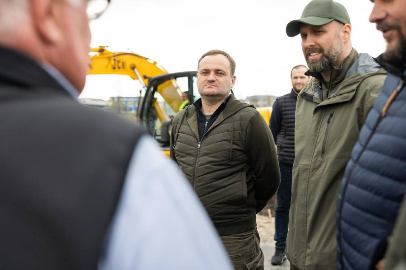 Попри бойові дії та воєнний стан не забуваємо і про впровадження важливих реформ Попри бойові дії та воєнний стан не забуваємо і про впровадження важливих реформ