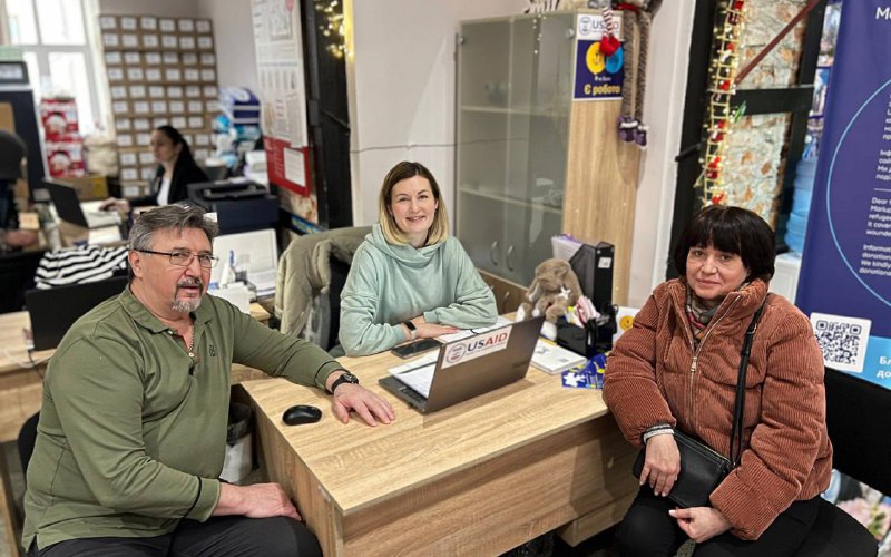 🔥 Майже 2000 маріупольців знайшли роботу завдяки центрам "ЯМаріуполь" 🔥 Майже 2000 маріупольців знайшли роботу завдяки центрам "ЯМаріуполь"