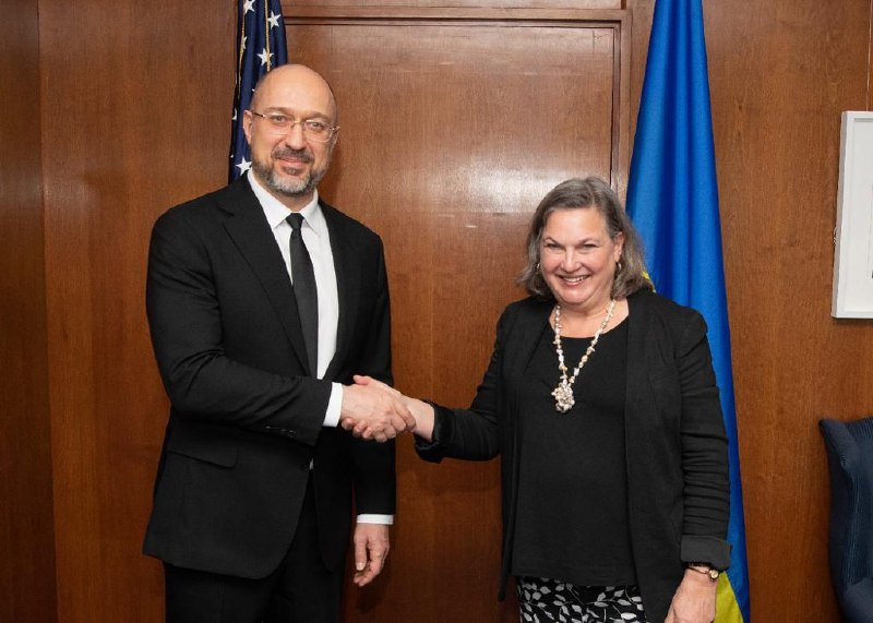 Україна високо цінує готовність США допомагати в реалізації проєктів швидкого відновлення Україна високо цінує готовність США допомагати в реалізації проєктів швидкого відновлення