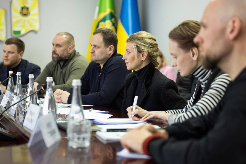 Попри бойові дії та воєнний стан не забуваємо і про впровадження важливих реформ Попри бойові дії та воєнний стан не забуваємо і про впровадження важливих реформ