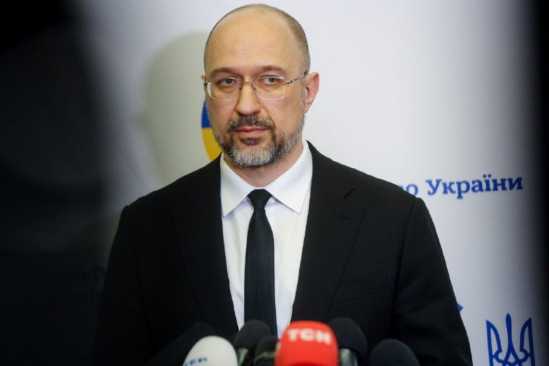 🎤 Під час брифінгу українським та іноземним ЗМІ розповів про фінансові домовленості, яких вдалося досягти під час візиту у Вашингтон. 🎤 Під час брифінгу українським та іноземним ЗМІ розповів про фінансові домовленості, яких вдалося досягти під час візиту у Вашингтон.
