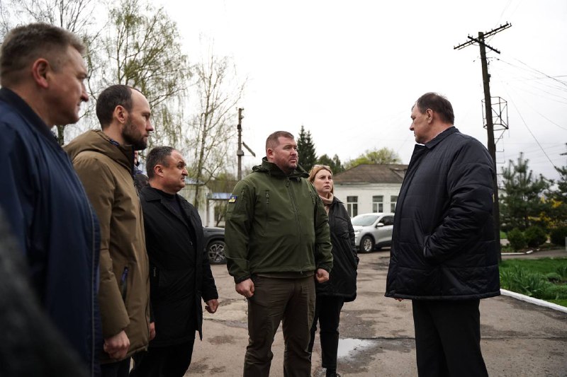 Пирятинська лікарня надає медичну допомогу для близько 30 тисяч мешканців громади і 5 тисяч переселенців Пирятинська лікарня надає медичну допомогу для близько 30 тисяч мешканців громади і 5 тисяч переселенців