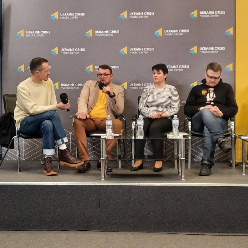 📚🇺🇦Українська книга повернеться до Маріуполя після його звільнення! 📚🇺🇦Українська книга повернеться до Маріуполя після його звільнення!