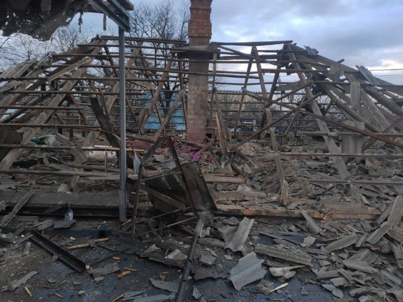#Миколаївська_область: в результаті масованого обстрілу Очакова виникло дві пожежі, постраждали двоє людей #Миколаївська_область: в результаті масованого обстрілу Очакова виникло дві пожежі, постраждали двоє людей
