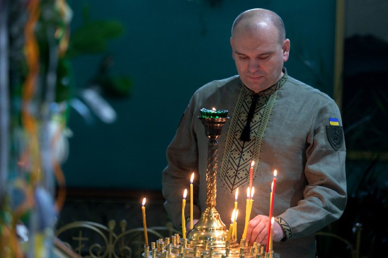 Христос Воскрес!
І це – найбільше свідчення перемоги життя над смертю, а світла над темрявою. Христос Воскрес!
І це – найбільше свідчення перемоги життя над смертю, а світла над темрявою.