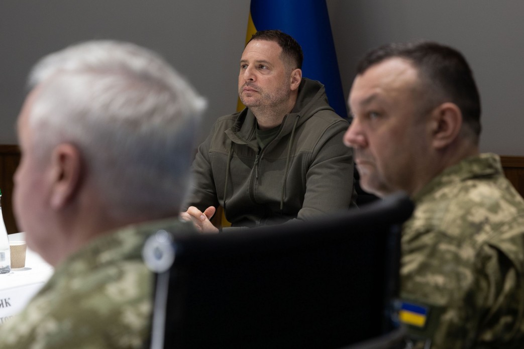 Андрій Єрмак провів онлайн-брифінг із безпекових питань для представників парламенту Великої Британії Андрій Єрмак провів онлайн-брифінг із безпекових питань для представників парламенту Великої Британії