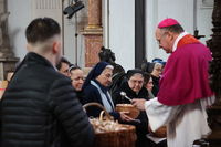 «Ми зустрічаємо людей, які беруть наші тягарі та хрести на власні рамена», — владика Богдан Дзюрах у Мюнхені «Ми зустрічаємо людей, які беруть наші тягарі та хрести на власні рамена», — владика Богдан Дзюрах у Мюнхені