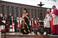 «Ми зустрічаємо людей, які беруть наші тягарі та хрести на власні рамена», — владика Богдан Дзюрах у Мюнхені «Ми зустрічаємо людей, які беруть наші тягарі та хрести на власні рамена», — владика Богдан Дзюрах у Мюнхені