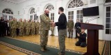 На Чернігівщині Глава держави відвідав у госпіталі поранених військових і вручив їм нагороди На Чернігівщині Глава держави відвідав у госпіталі поранених військових і вручив їм нагороди