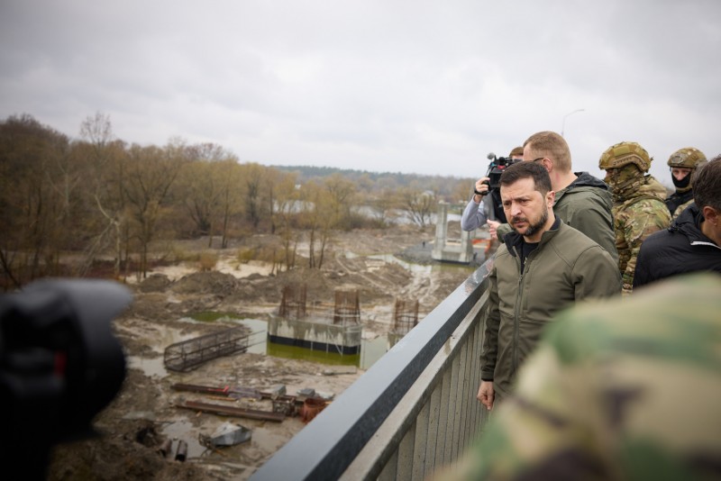 На Чернігівщині Президент України провів переговори з віце-канцлером, міністром економіки та захисту клімату Німеччини На Чернігівщині Президент України провів переговори з віце-канцлером, міністром економіки та захисту клімату Німеччини