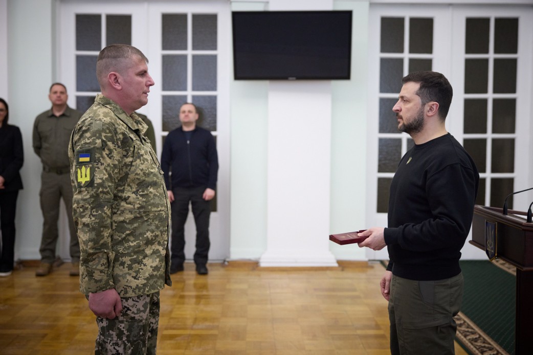 На Чернігівщині Президент України провів переговори з віце-канцлером, міністром економіки та захисту клімату Німеччини На Чернігівщині Президент України провів переговори з віце-канцлером, міністром економіки та захисту клімату Німеччини