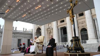 Папа: наші рани стануть джерелом надії, коли втираємо сльози інших Папа: наші рани стануть джерелом надії, коли втираємо сльози інших