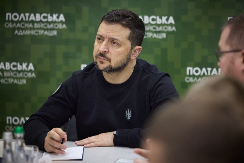 Президент провів нараду щодо безпекової та соціально-економічної ситуації на Полтавщині Президент провів нараду щодо безпекової та соціально-економічної ситуації на Полтавщині