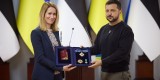 Президент України: Працюємо над звільненням із полону як військових, так і цивільних Президент України: Працюємо над звільненням із полону як військових, так і цивільних