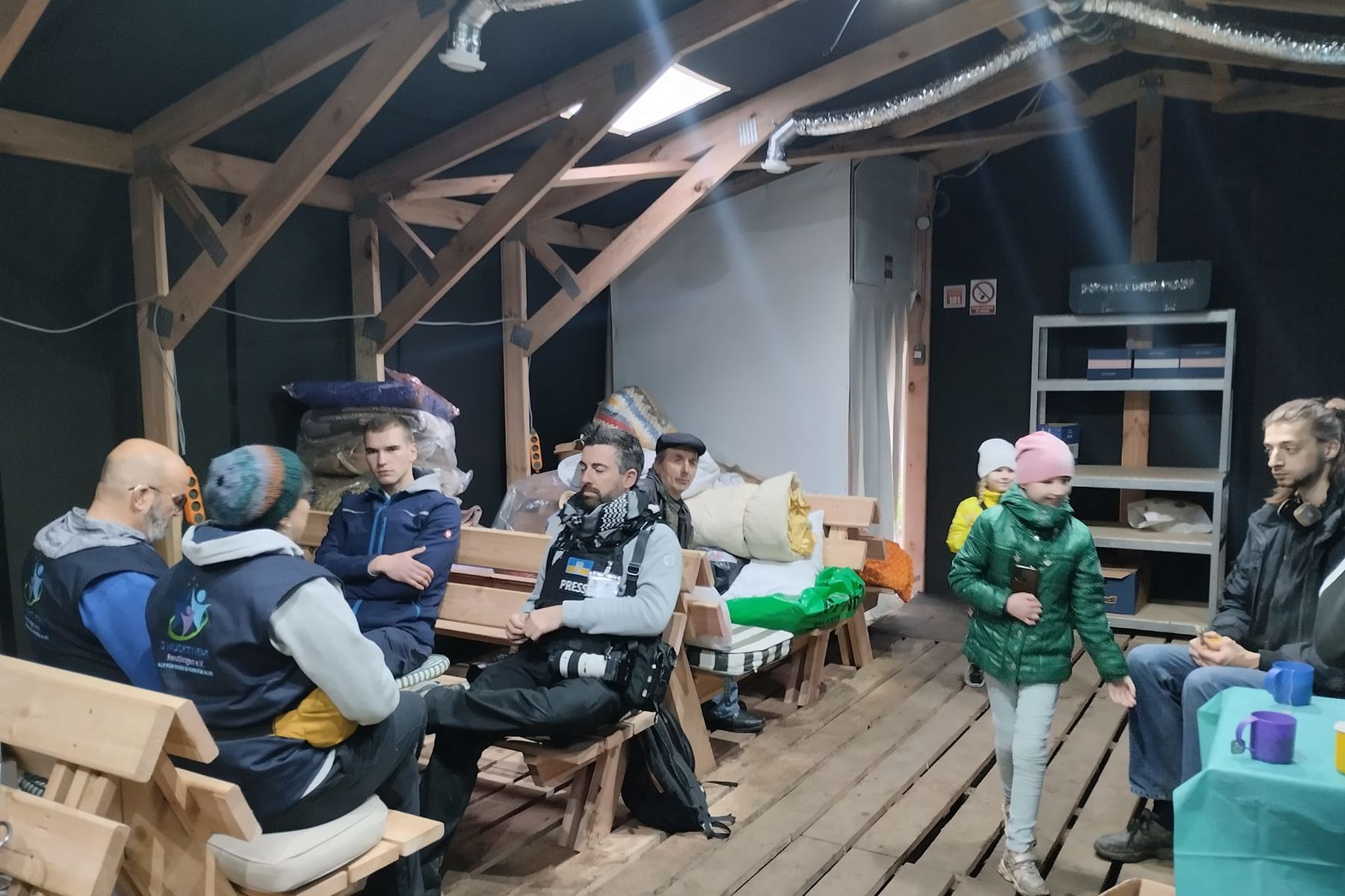 При пункті незламності в&nbsp;Харкові продовжують надавати всебічну допомогу постраждалим від війни