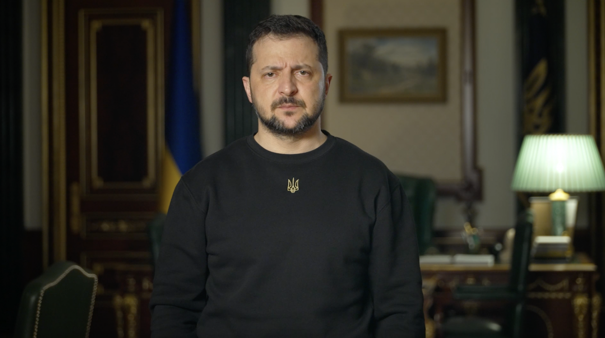 Щодня стаємо міцнішими, щодня наближаємо день, коли держава-терорист відповідатиме – звернення Президента України Щодня стаємо міцнішими, щодня наближаємо день, коли держава-терорист відповідатиме – звернення Президента України