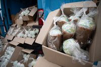 У Патріаршому соборі освятили великодні страви для захисників